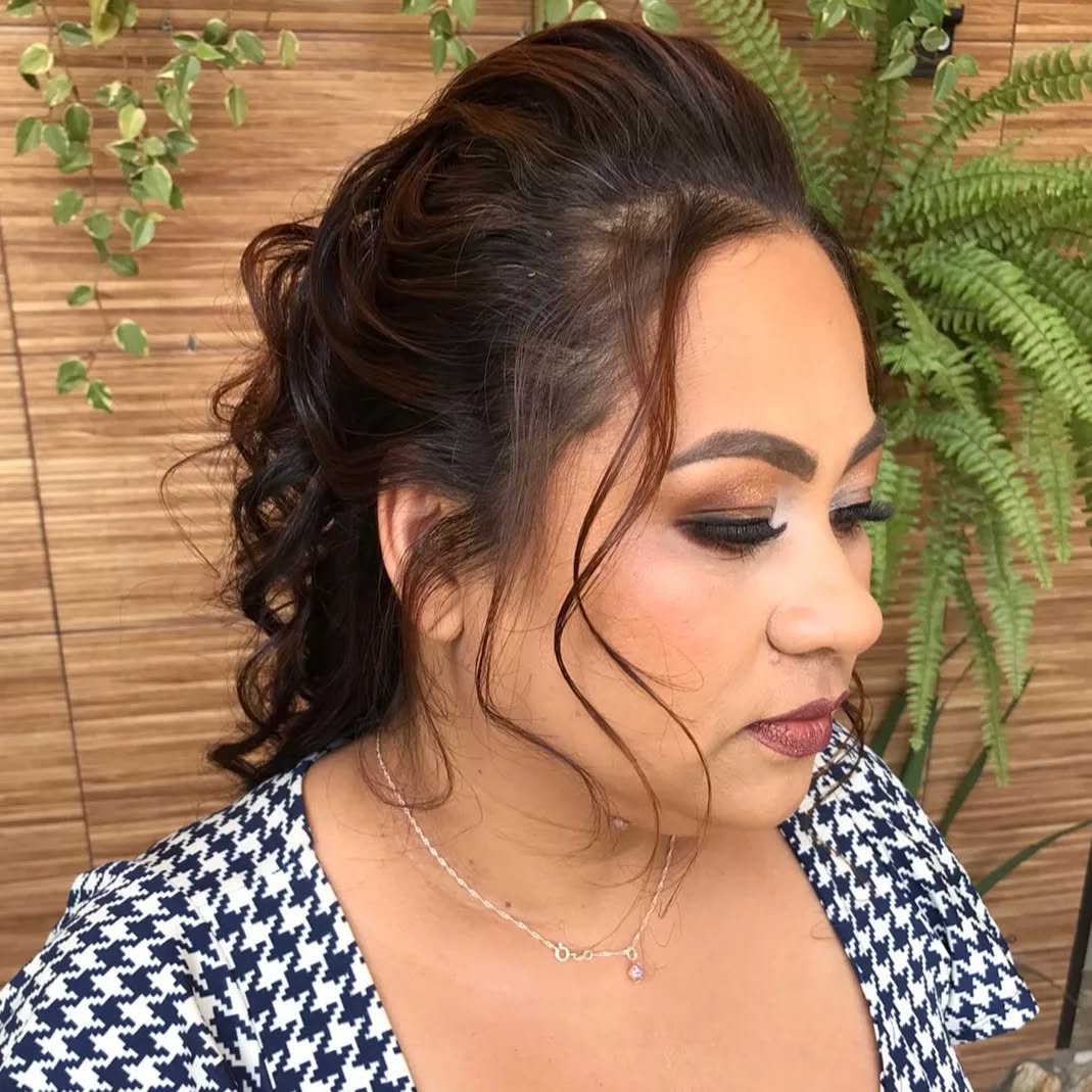 Maquiagem na Vila Andrea | Grace Hair Studio Ferraz de Vasconcelos Maquiagem na Vila Andrea | Grace Hair Studio Ferraz de Vasconcelos